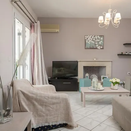 Willa Zakynthian Treasure Vanato